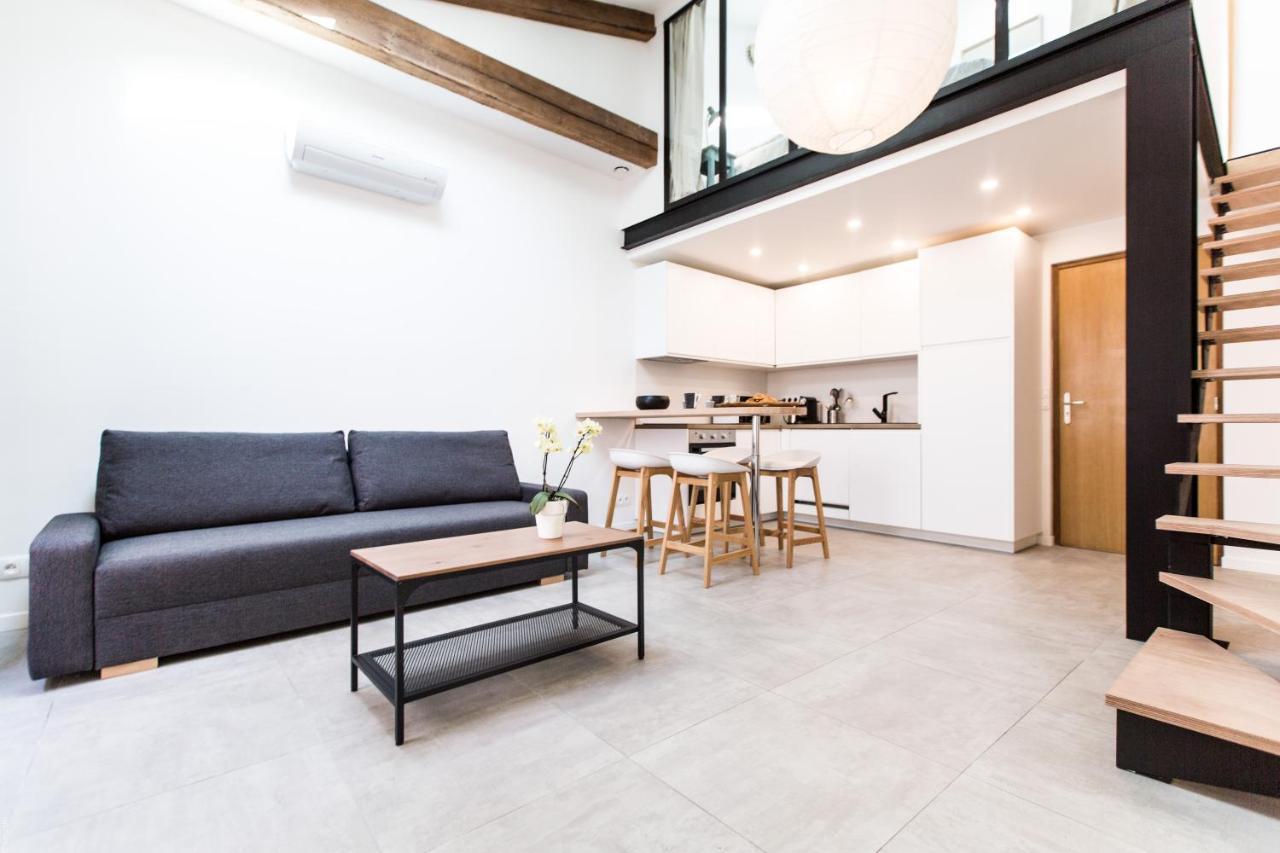 Au Coeur Du Vieil Antibes Et A 2 Pas De La Mer... Apartman Kültér fotó