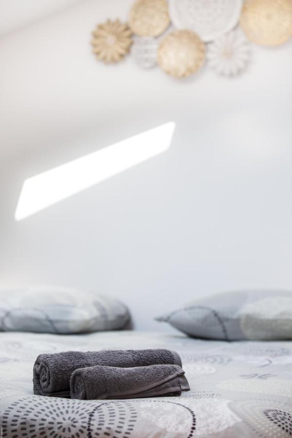 Au Coeur Du Vieil Antibes Et A 2 Pas De La Mer... Apartman Kültér fotó